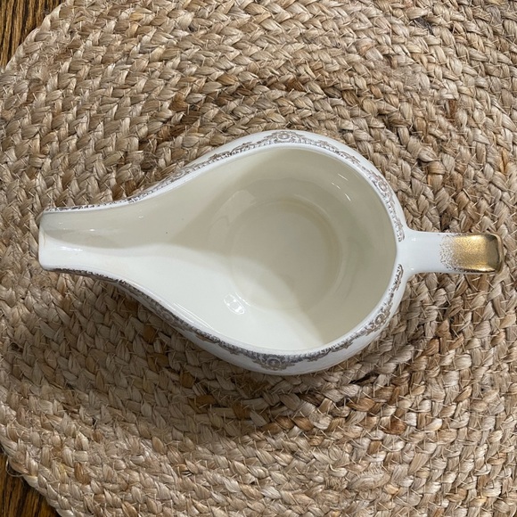 Paden City American Rose Gravy Boat - Picture 6 of 10